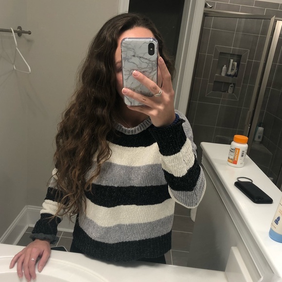 Stripped sweater - Picture 4 of 4